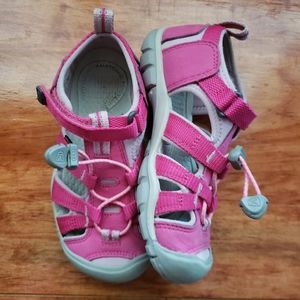 Keen Newport Pink Water Sandals Girls Size 11